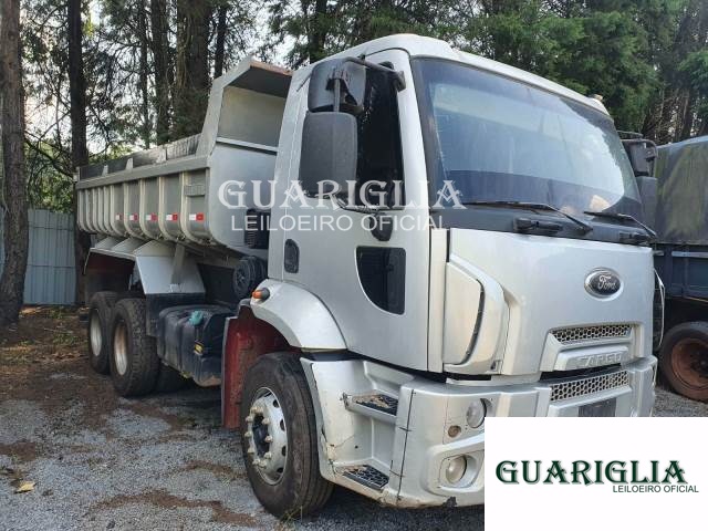 FORD CARGO 2423 6.7 I6 2013